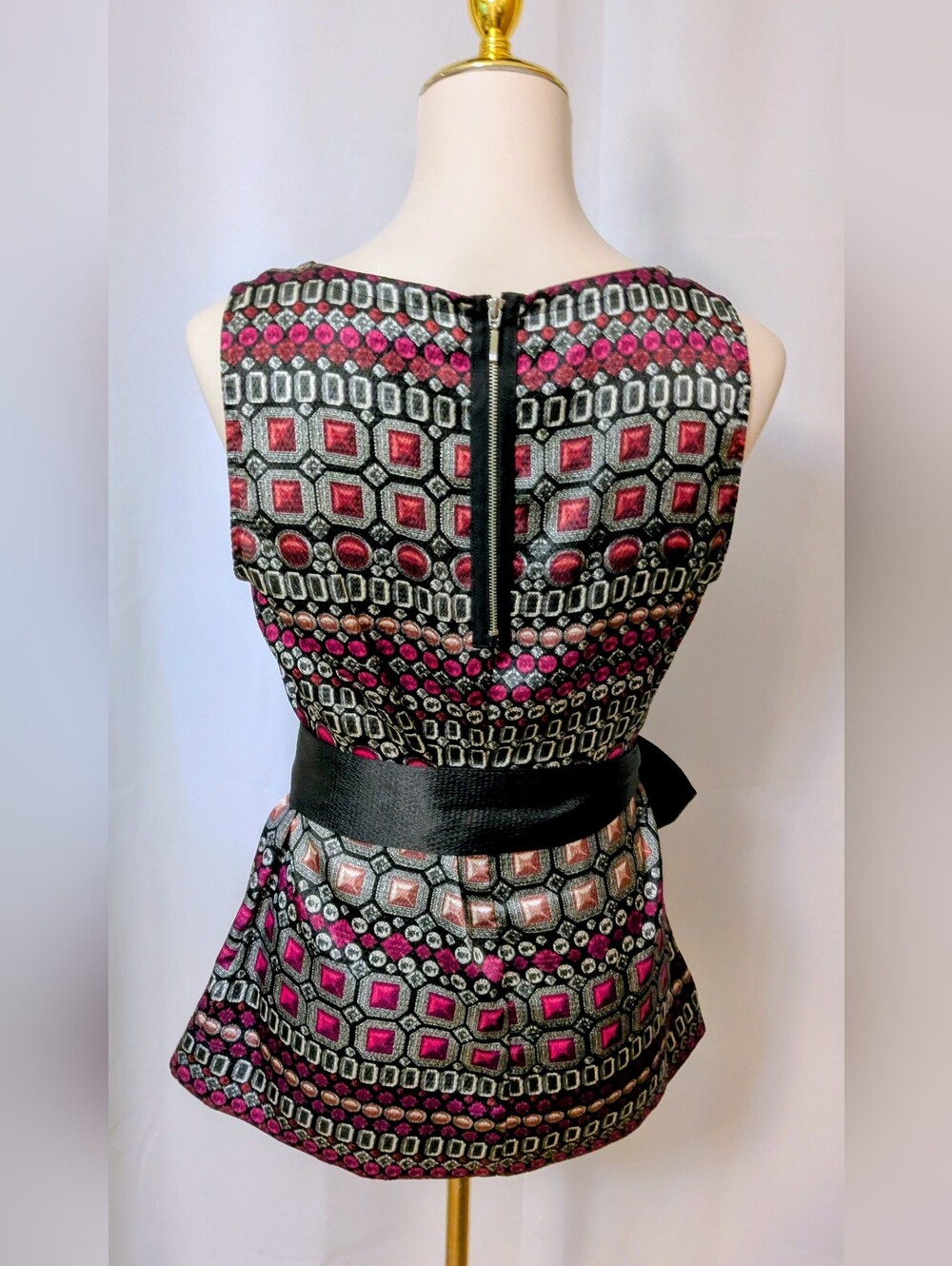 Apt. 9 Sleeveless Jewel-Print Fit & Flare Dress in Black and Fuchsia - Picture 6 of 8